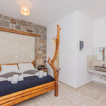 Bebis House Aparthotel Klouvas ภายนอก รูปภาพ